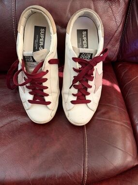 Golden Goose Women’s Superstar sneakers